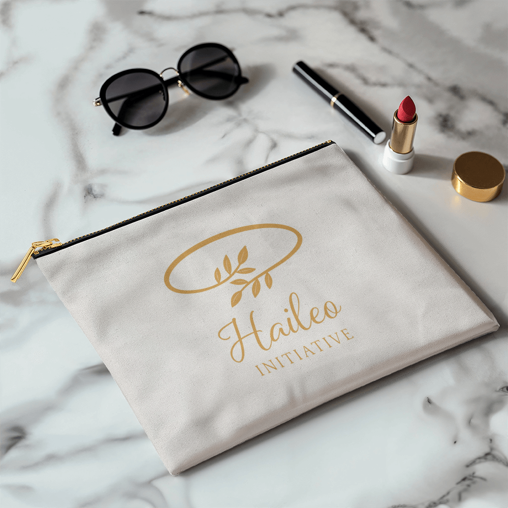 Signature  Make Up Bag