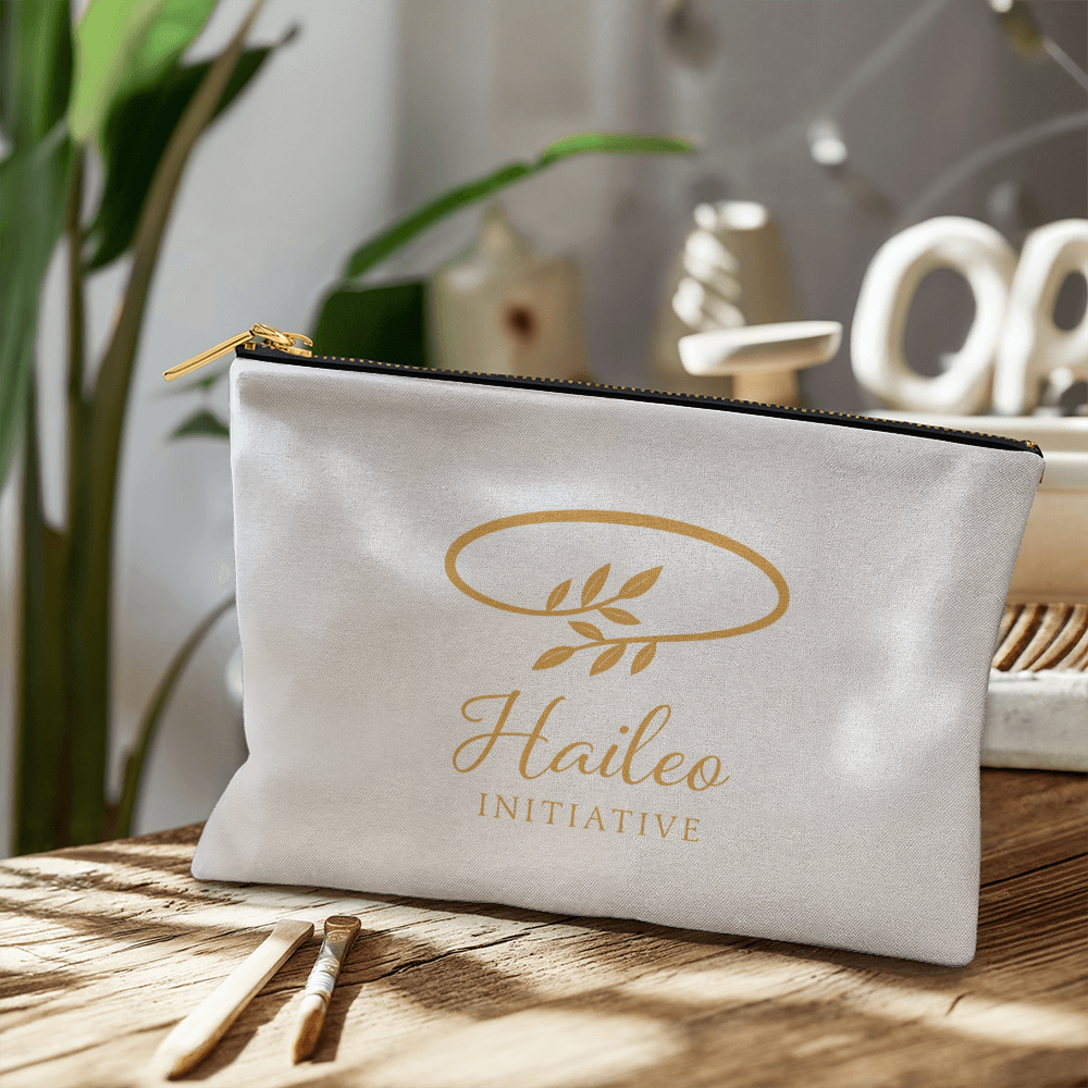 Signature  Make Up Bag